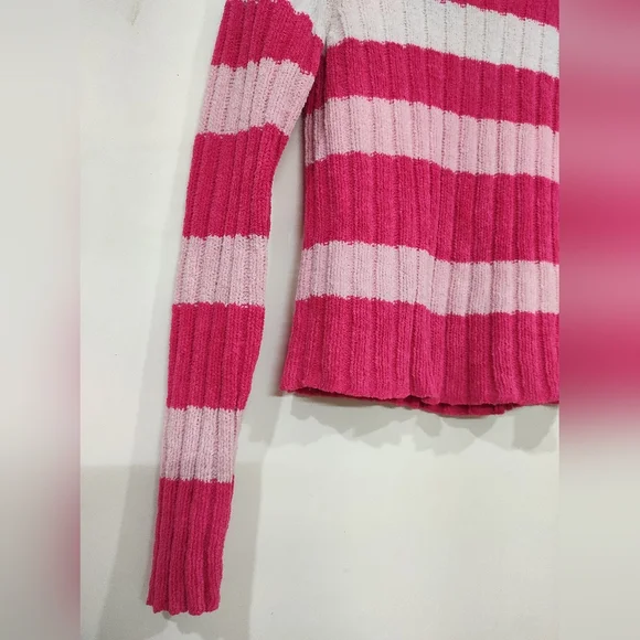 Pink Cozy Top 💗 - Picture 12 of 13
